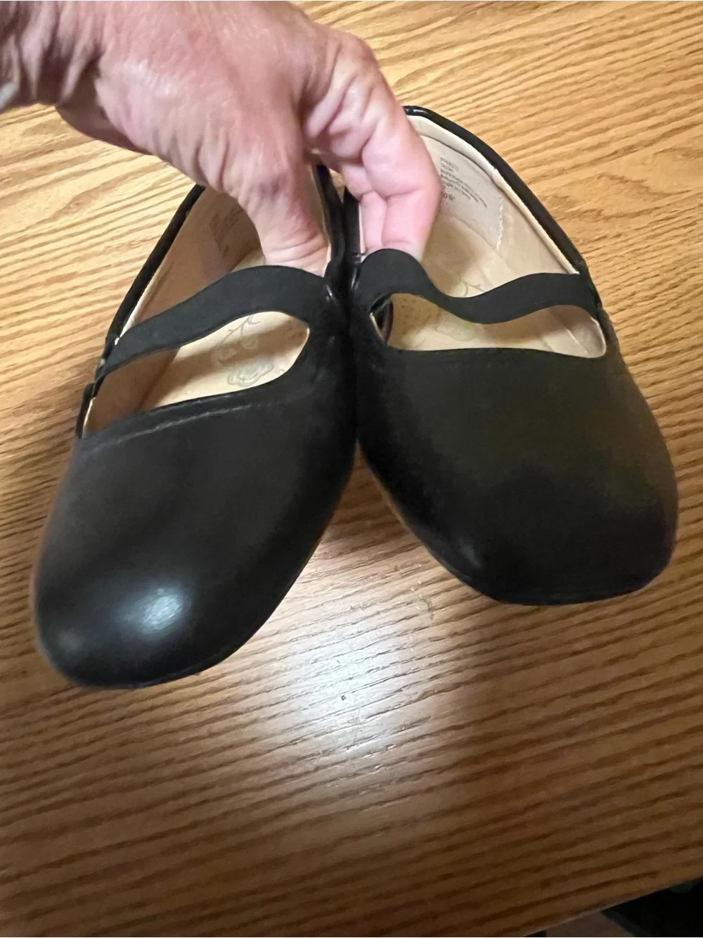 Mootsies Tootsies Women’s Size 10W Black Mary Jane Flats Comfort Shoes